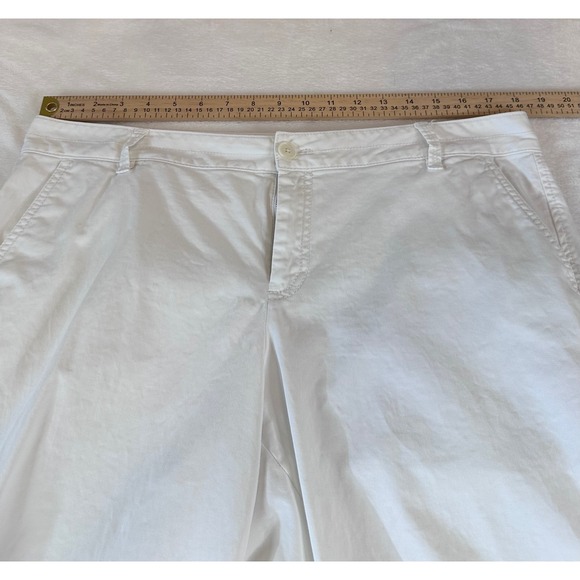 Preppy Loft Julie White Cropped Chino Pants Womens Size 12 Stretch Cotton - Picture 3 of 6